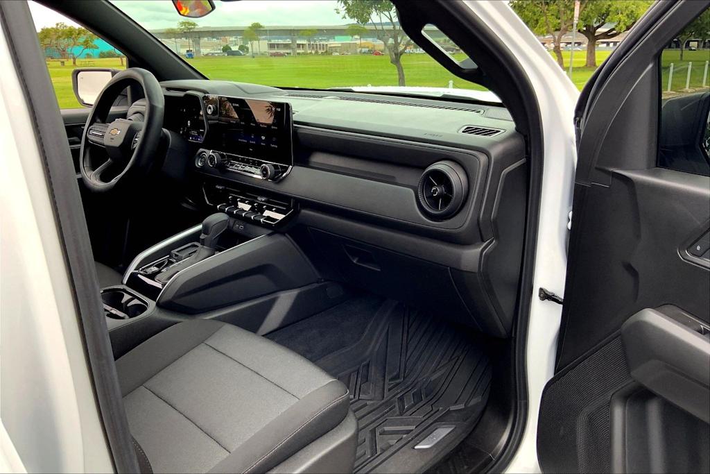 Thumbnail: 2025 Chevrolet Colorado - 24