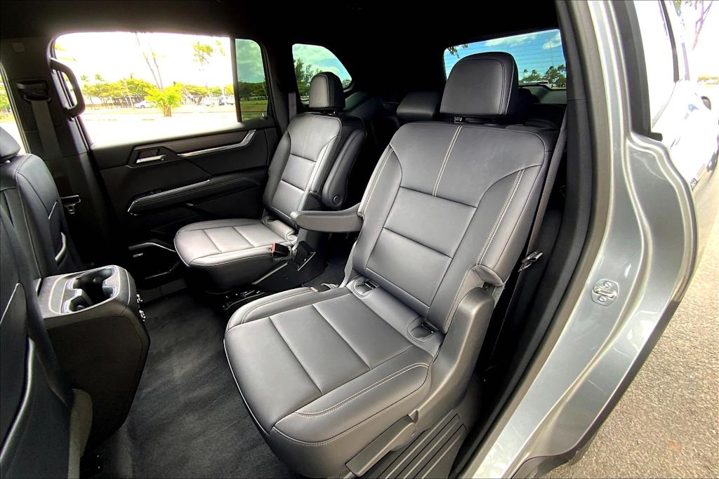 Thumbnail: 2024 GMC Acadia - 28