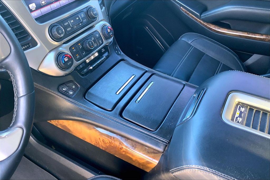 Thumbnail: 2015 GMC Yukon XL - 21