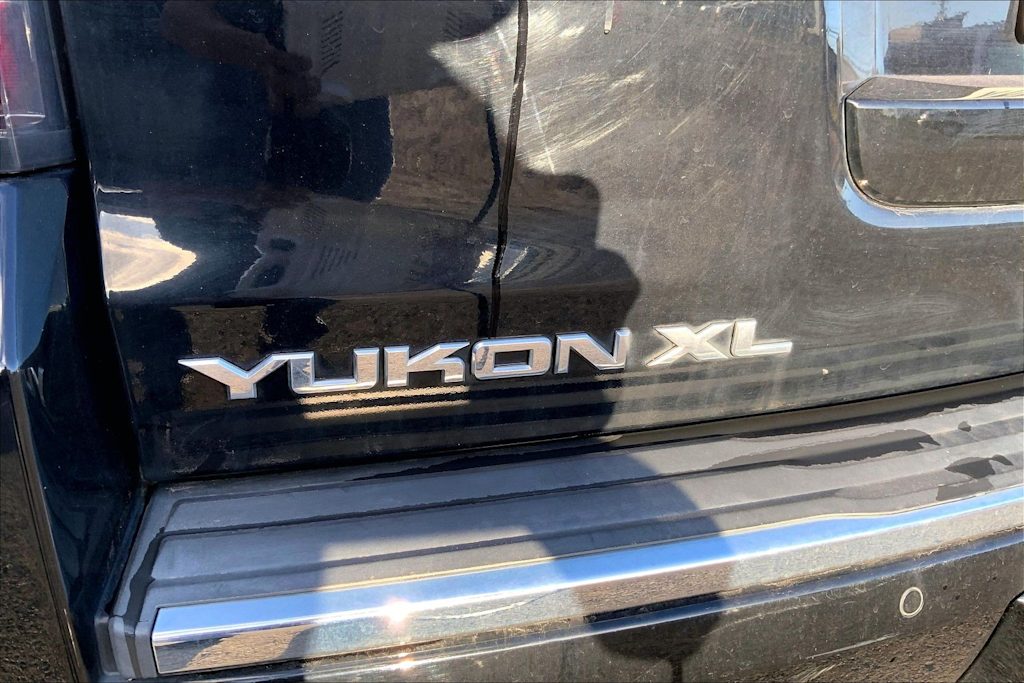 Thumbnail: 2015 GMC Yukon XL - 7