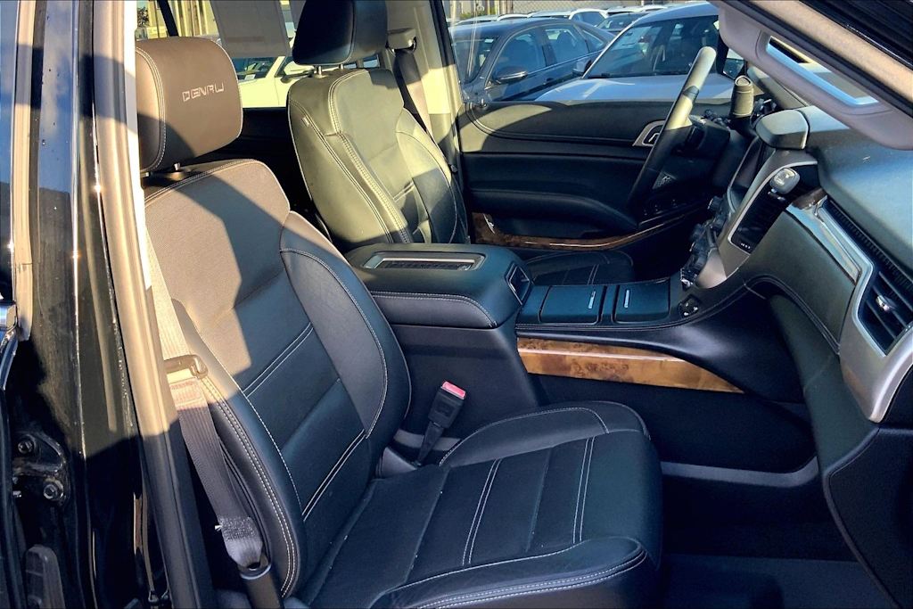 Thumbnail: 2015 GMC Yukon XL - 20