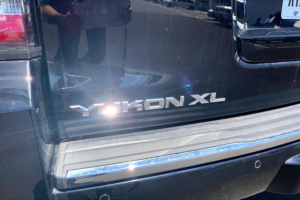 Thumbnail: 2015 GMC Yukon XL - 7
