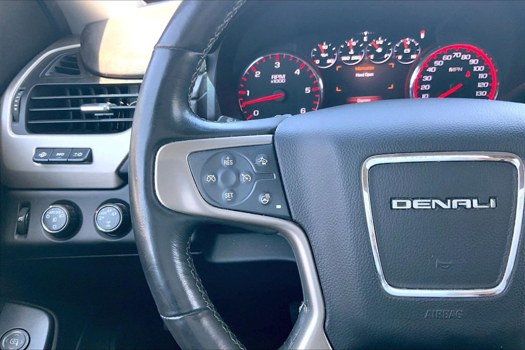 Thumbnail: 2015 GMC Yukon XL - 24