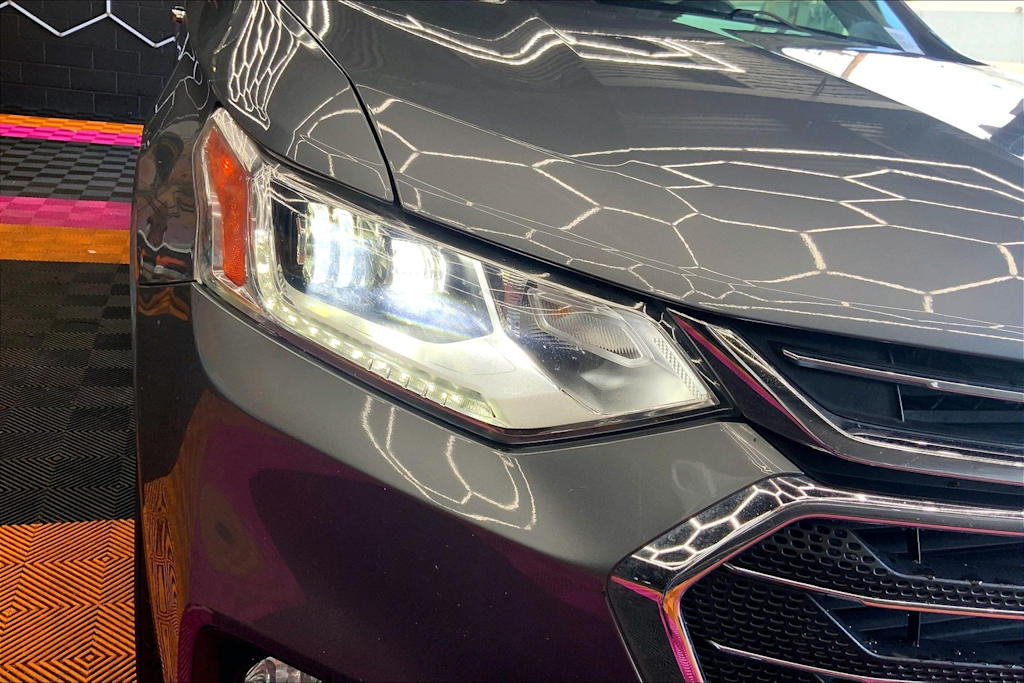 Thumbnail: 2018 Chevrolet Traverse - 31