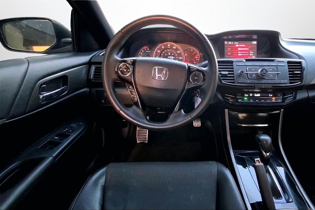 Thumbnail: 2016 Honda Accord - 14