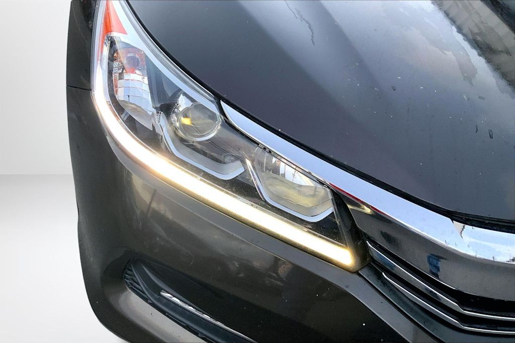 Thumbnail: 2016 Honda Accord - 7
