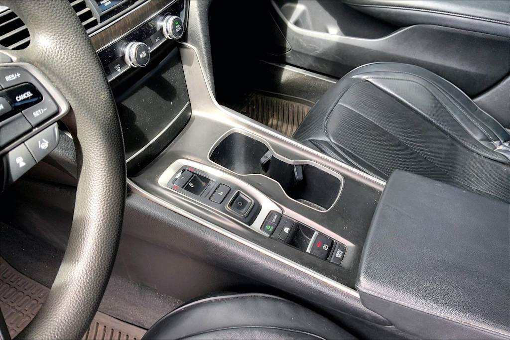 Thumbnail: 2019 Honda Accord - 17
