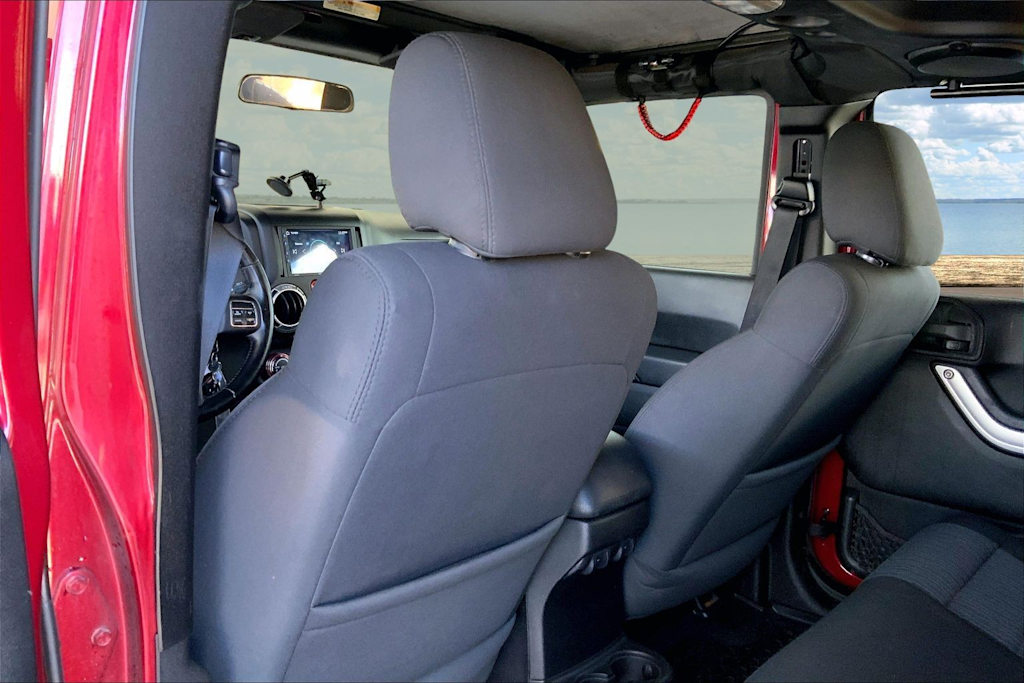 Thumbnail: 2011 Jeep Wrangler - 12