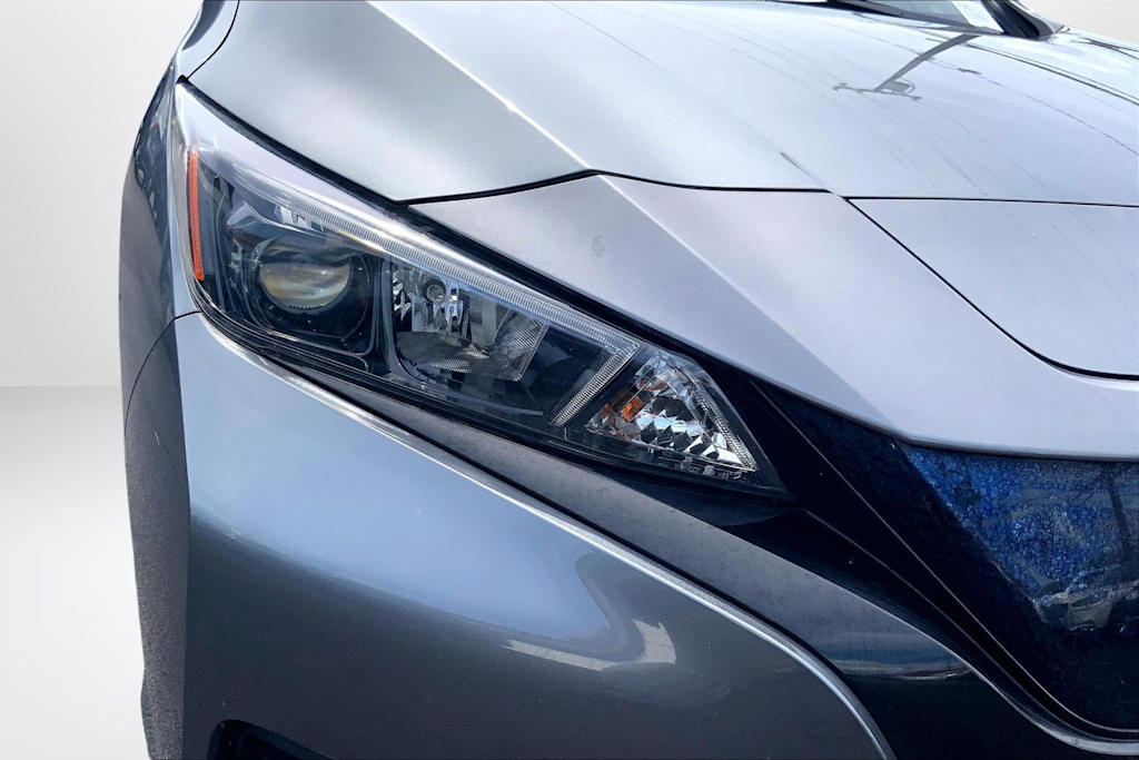 Thumbnail: 2023 Nissan Leaf - 31
