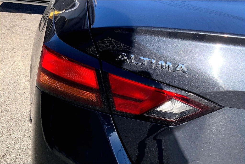Thumbnail: 2021 Nissan Altima - 31