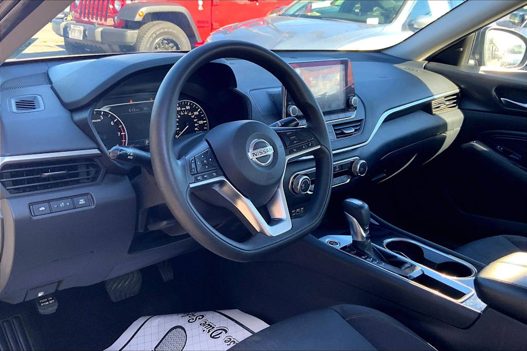 Thumbnail: 2021 Nissan Altima - 2