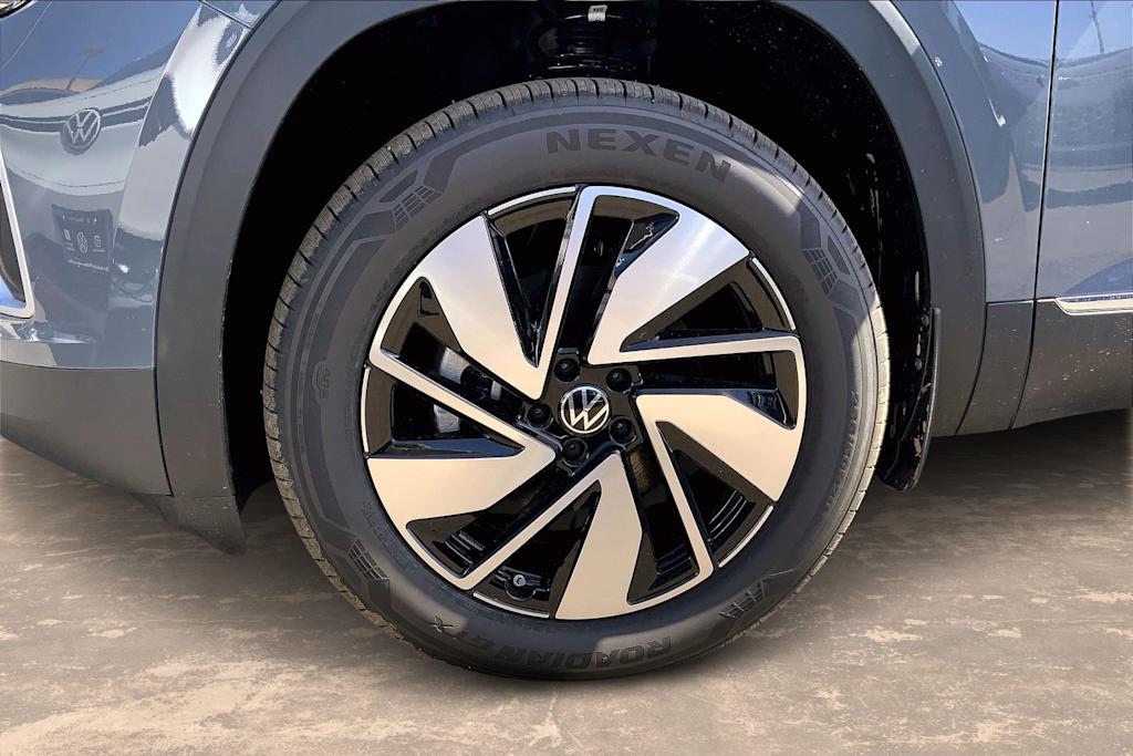 Thumbnail: 2026 Volkswagen Atlas - 8