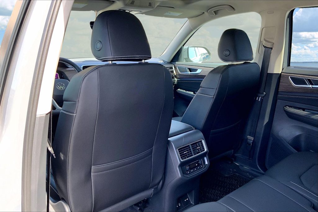 Thumbnail: 2026 Volkswagen Atlas - 13