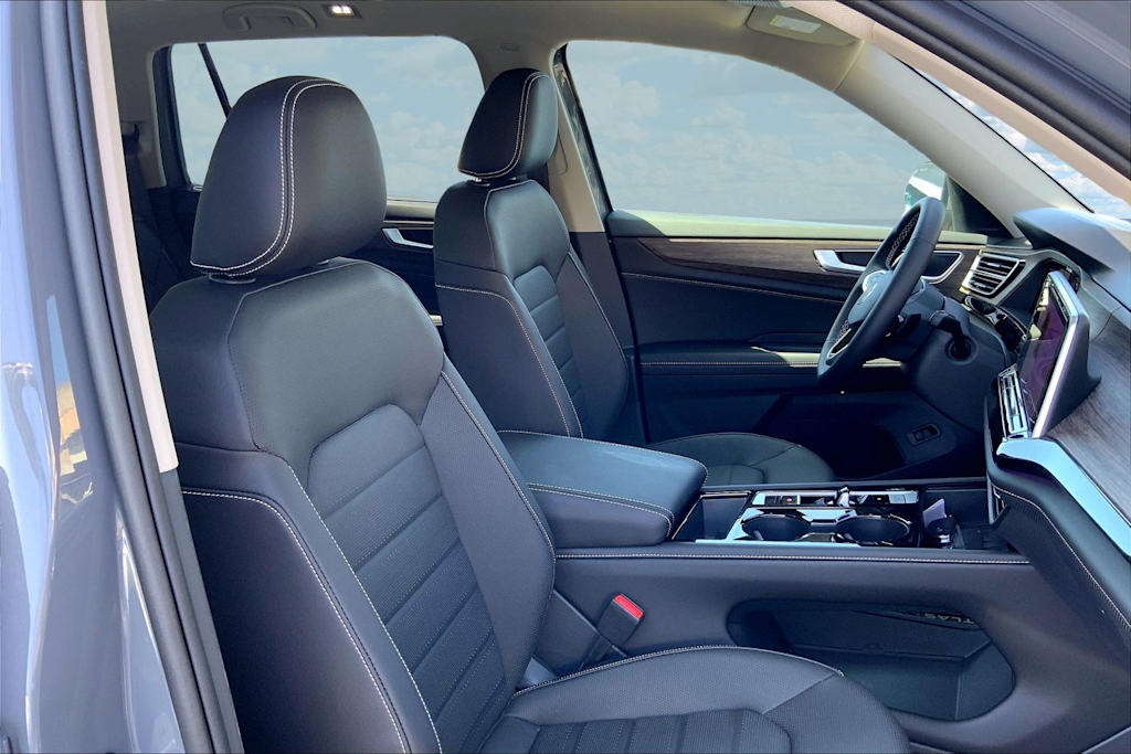 Thumbnail: 2026 Volkswagen Atlas - 12