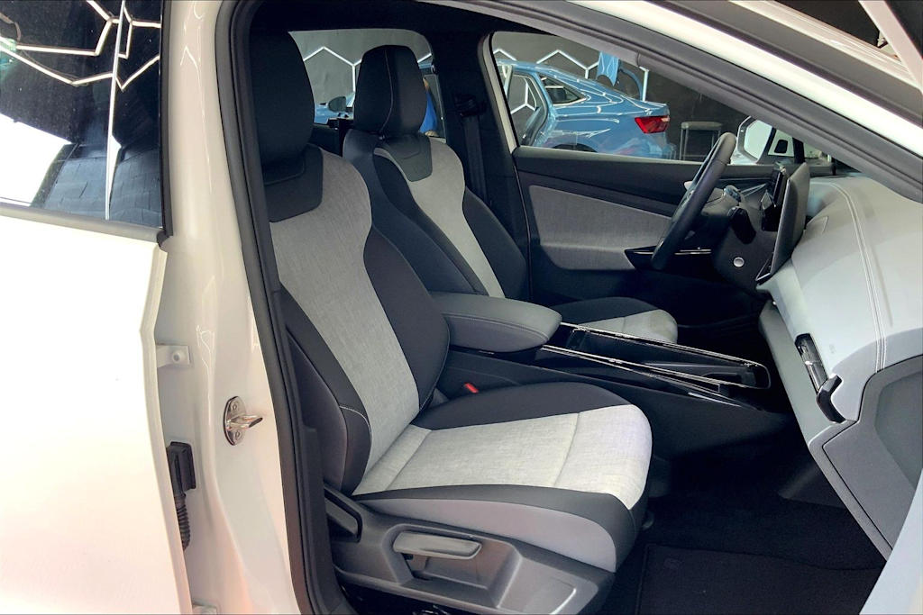 Thumbnail: 2026 Volkswagen ID.4 - 10