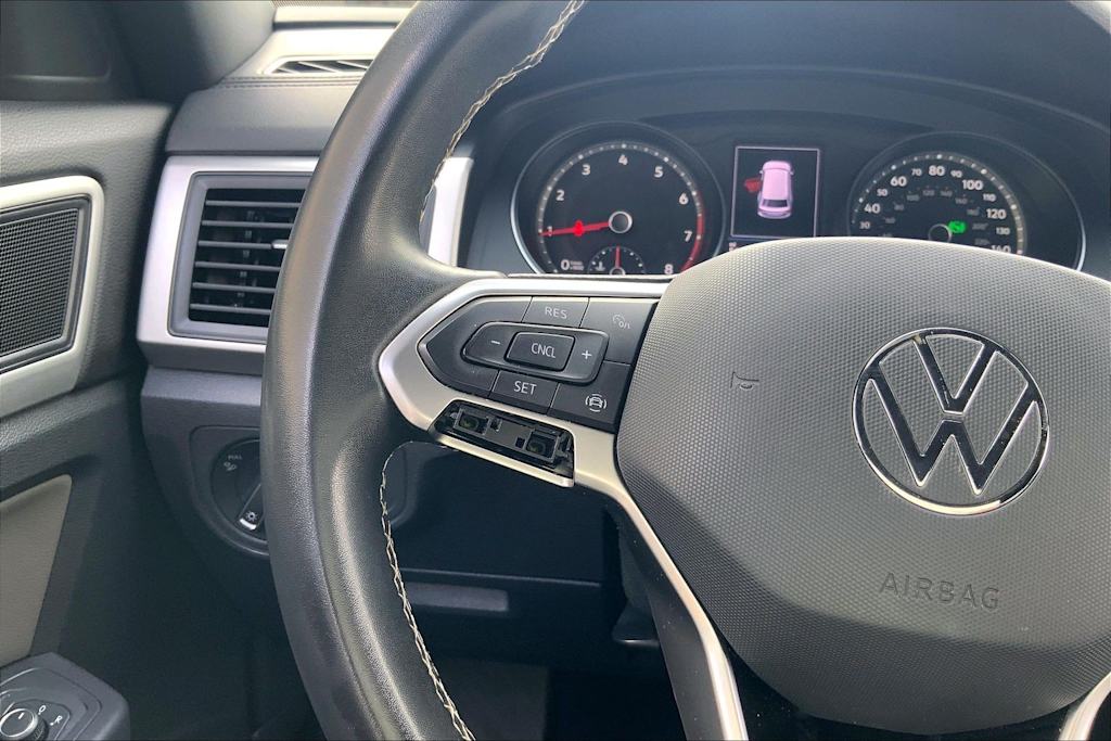 Thumbnail: 2021 Volkswagen Atlas - 24