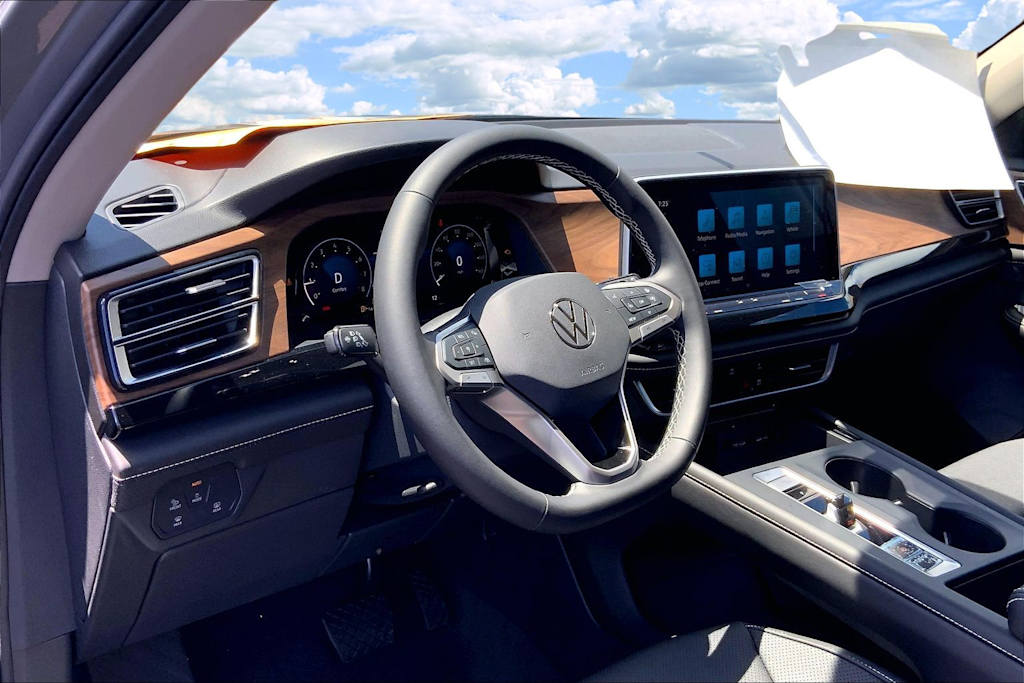 Thumbnail: 2026 Volkswagen Atlas - 2