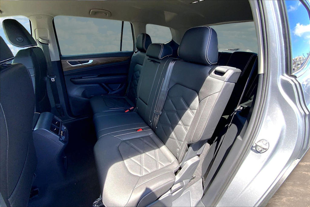 Thumbnail: 2026 Volkswagen Atlas - 21