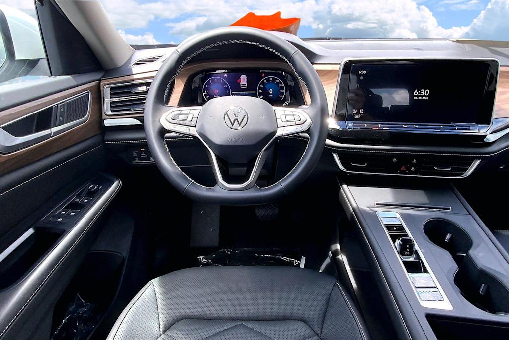 Thumbnail: 2026 Volkswagen Atlas - 14