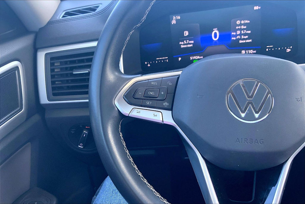 Thumbnail: 2022 Volkswagen Atlas - 24