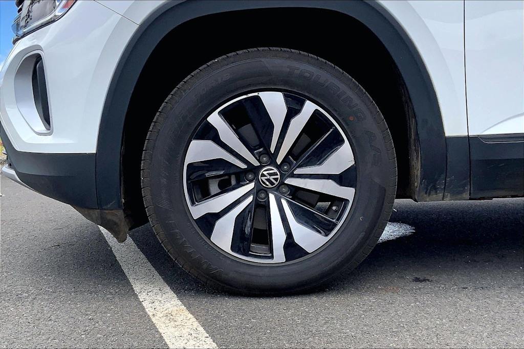Thumbnail: 2024 Volkswagen Atlas - 8