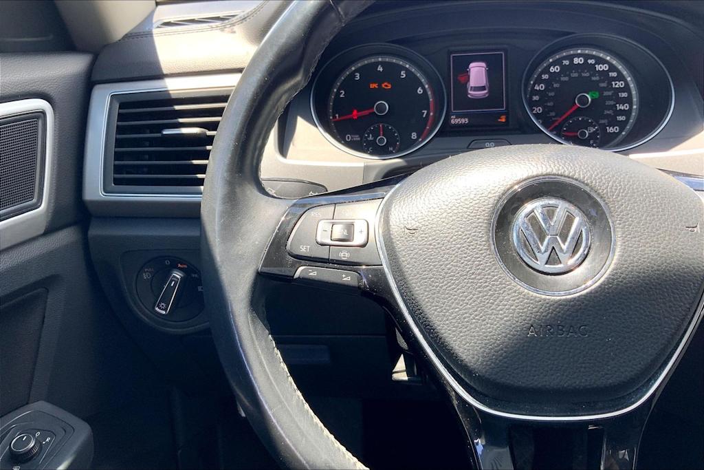 Thumbnail: 2019 Volkswagen Atlas - 24