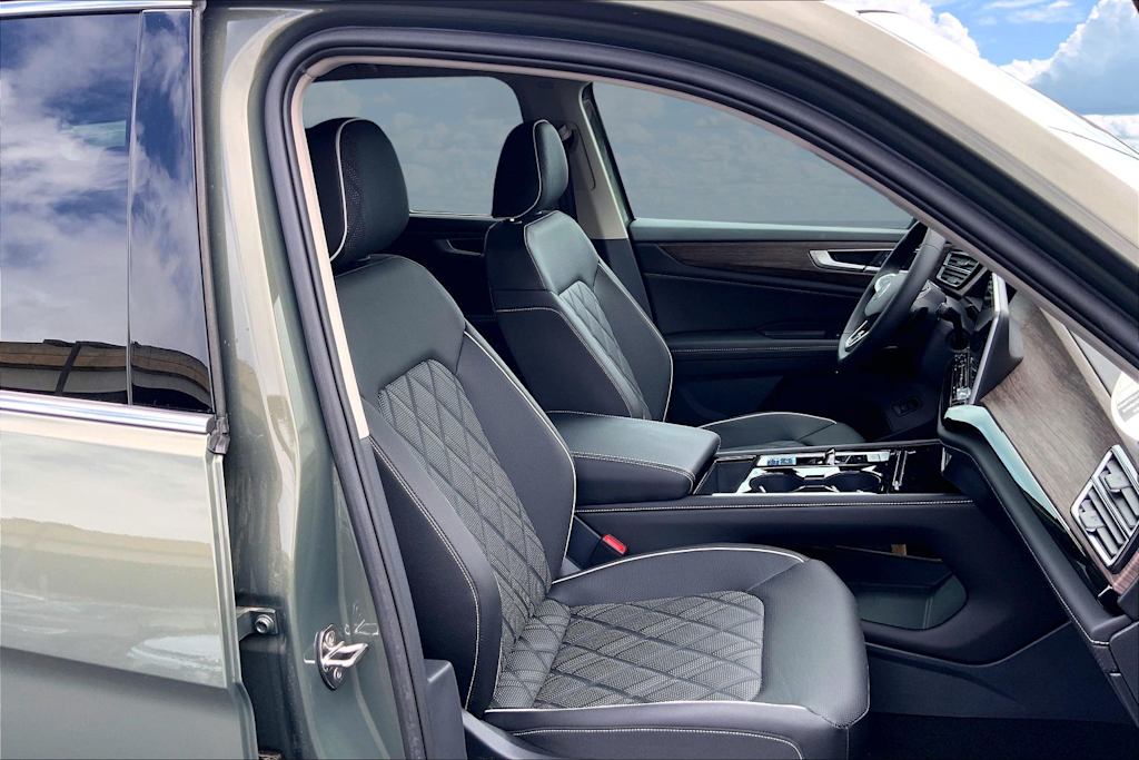 Thumbnail: 2026 Volkswagen Atlas - 12