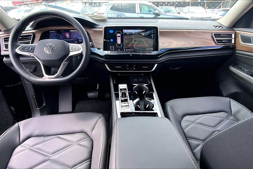 Thumbnail: 2026 Volkswagen Atlas - 10