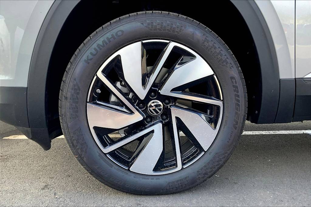 2024 Volkswagen Atlas SE 9