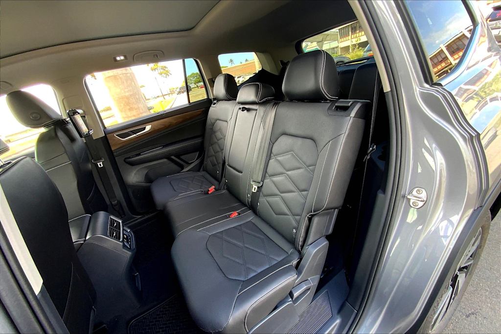 2024 Volkswagen Atlas SE 21