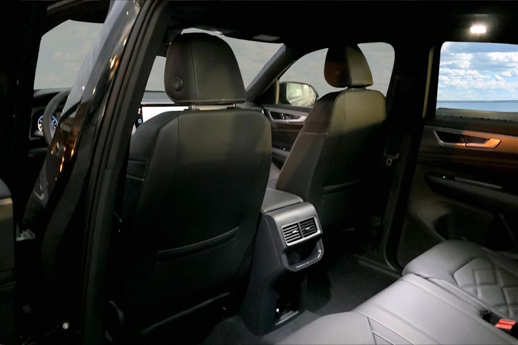 Thumbnail: 2026 Volkswagen Atlas - 12
