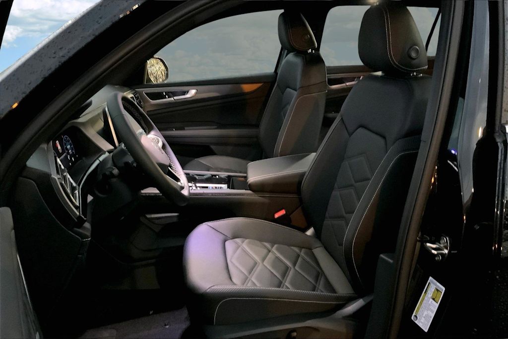 Thumbnail: 2026 Volkswagen Atlas - 10