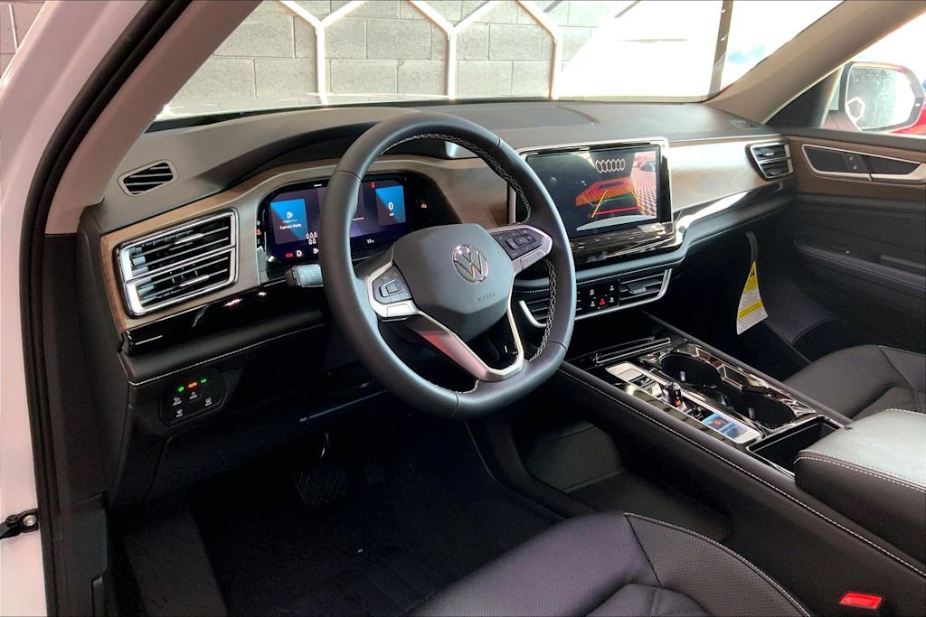 Thumbnail: 2026 Volkswagen Atlas - 2