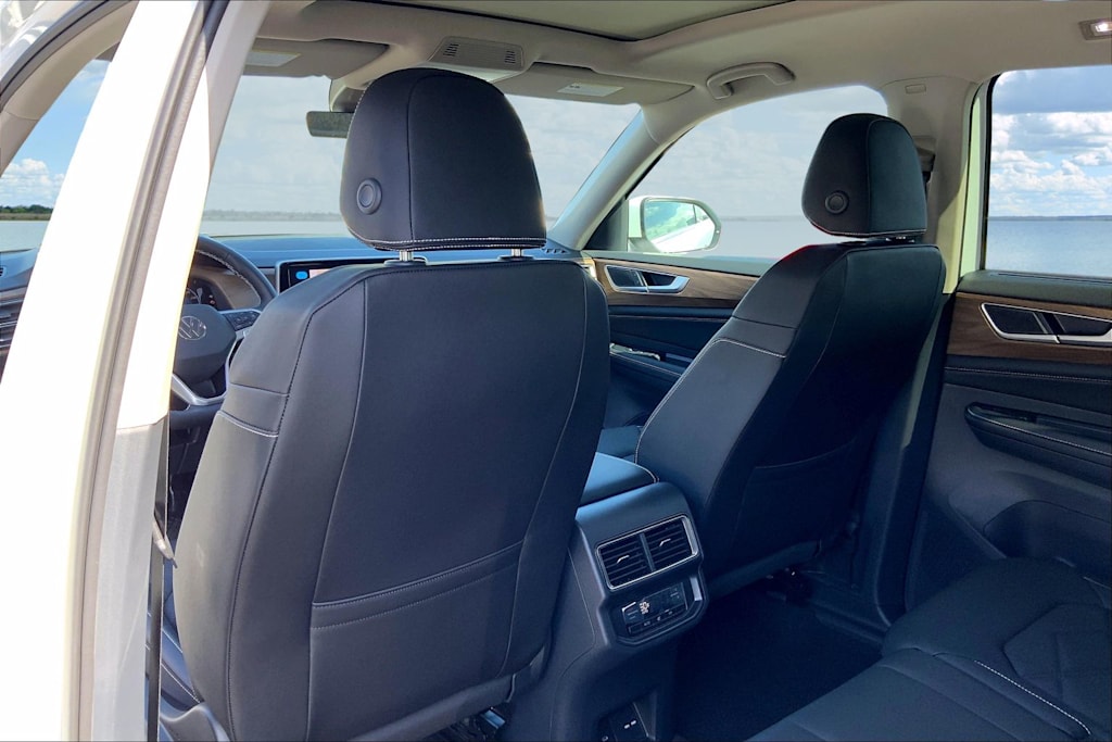 Thumbnail: 2026 Volkswagen Atlas - 13