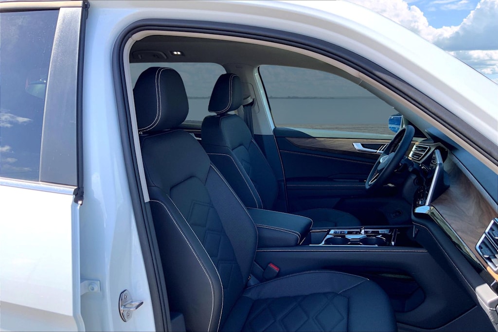 Thumbnail: 2026 Volkswagen Atlas - 12