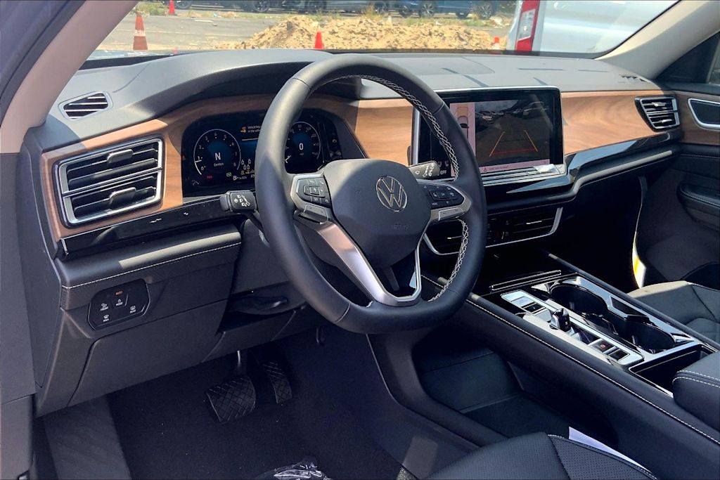 Thumbnail: 2026 Volkswagen Atlas - 2