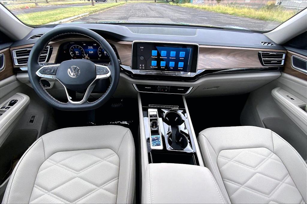Thumbnail: 2026 Volkswagen Atlas - 10