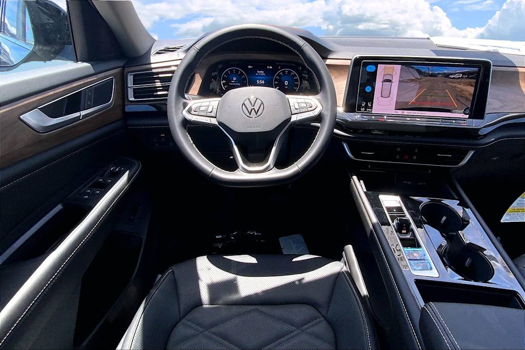 Thumbnail: 2026 Volkswagen Atlas - 14