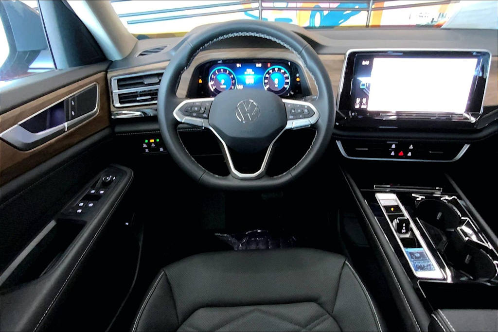 Thumbnail: 2026 Volkswagen Atlas - 13