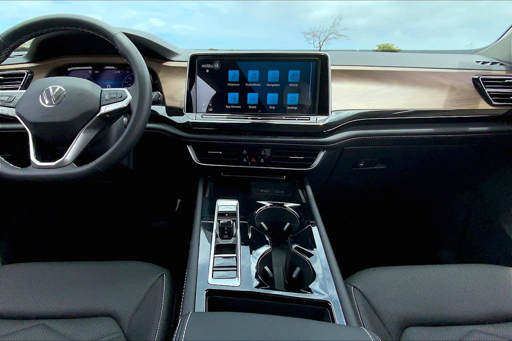 Thumbnail: 2025 Volkswagen Atlas - 10