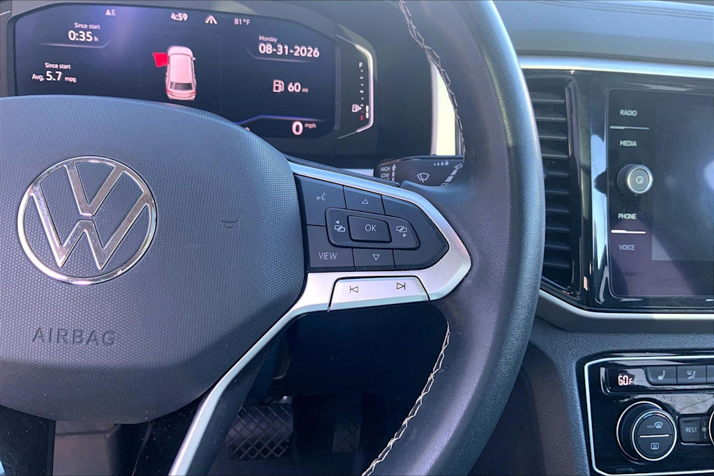 Thumbnail: 2022 Volkswagen Atlas - 26