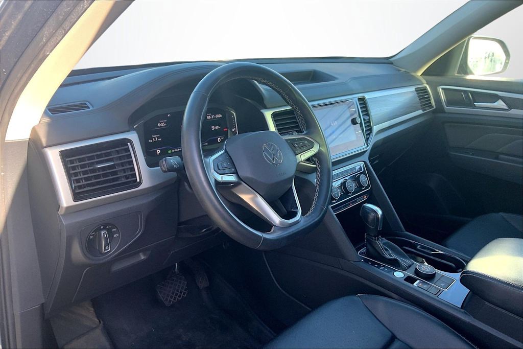 Thumbnail: 2022 Volkswagen Atlas - 2