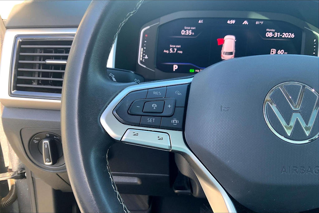 Thumbnail: 2022 Volkswagen Atlas - 25