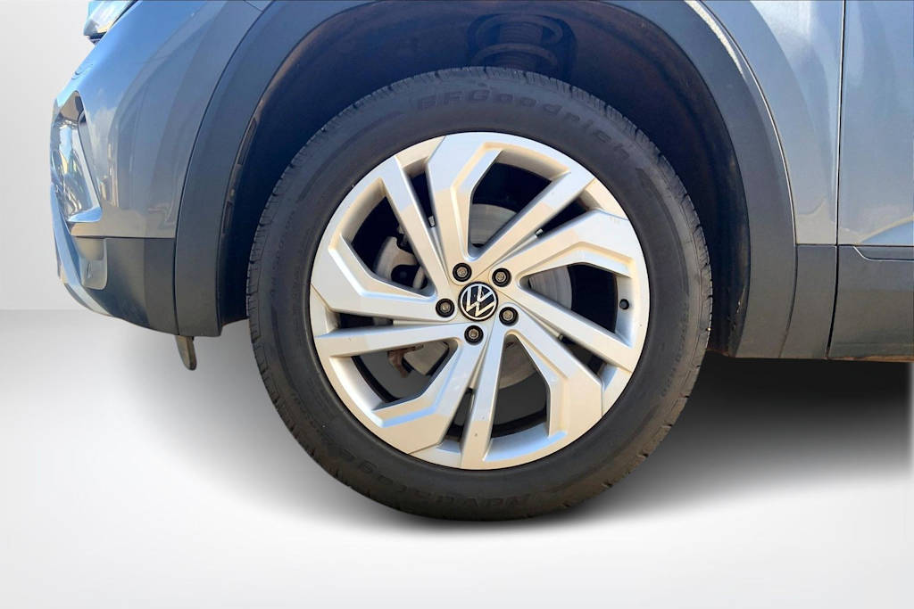Thumbnail: 2022 Volkswagen Atlas - 8