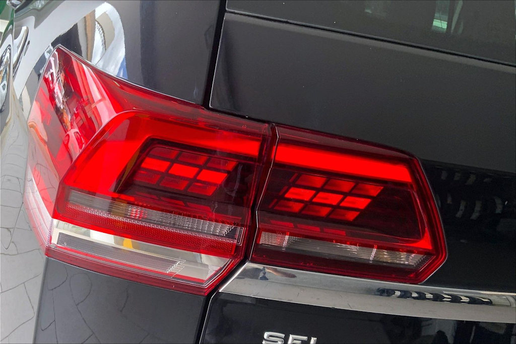 Thumbnail: 2018 Volkswagen Atlas - 32