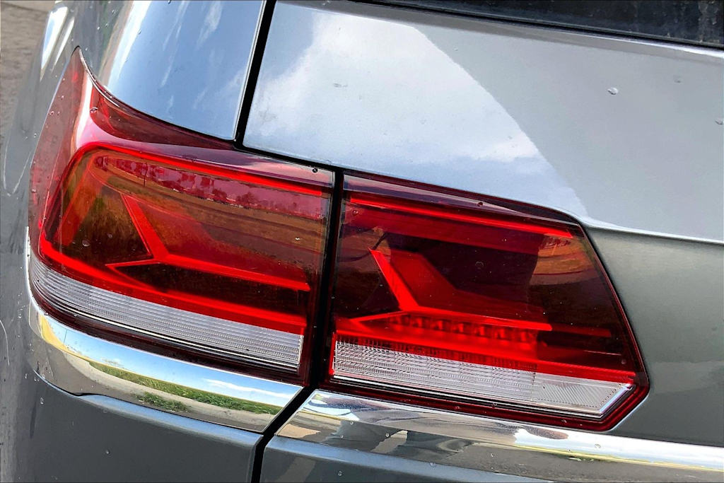 Thumbnail: 2022 Volkswagen Atlas - 32