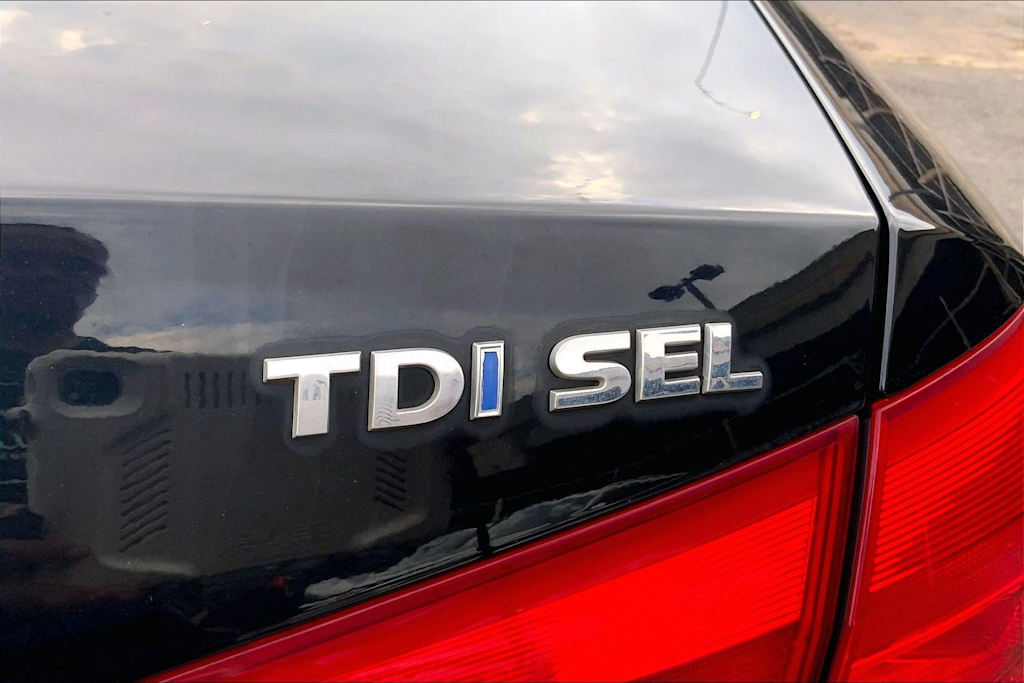 Thumbnail: 2014 Volkswagen Passat - 7