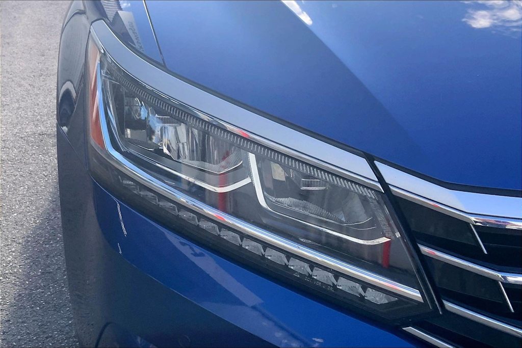 Thumbnail: 2017 Volkswagen Passat - 31