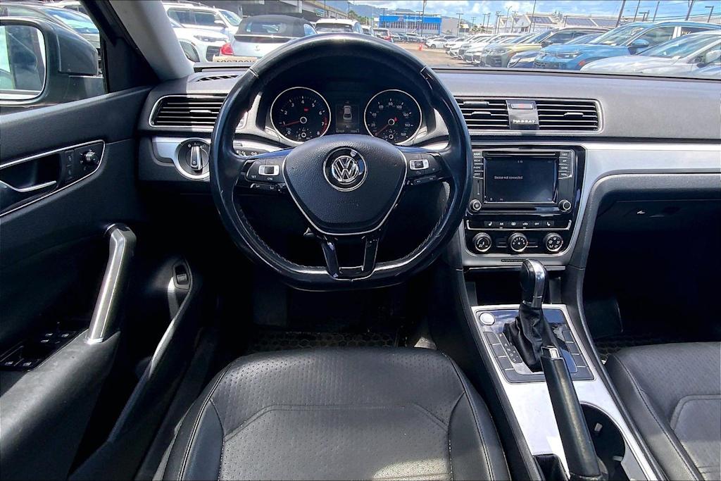 Thumbnail: 2019 Volkswagen Passat - 14