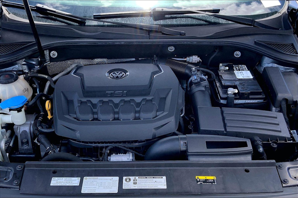 Thumbnail: 2019 Volkswagen Passat - 9